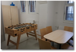 Freizeitraum einer Strafhaft-Abteilung Freizeitraum einer Strafhaft-Abteilung